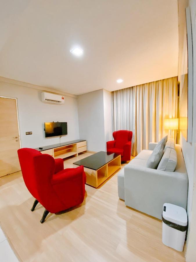 Straits Suite By C Homestay Malacca エクステリア 写真