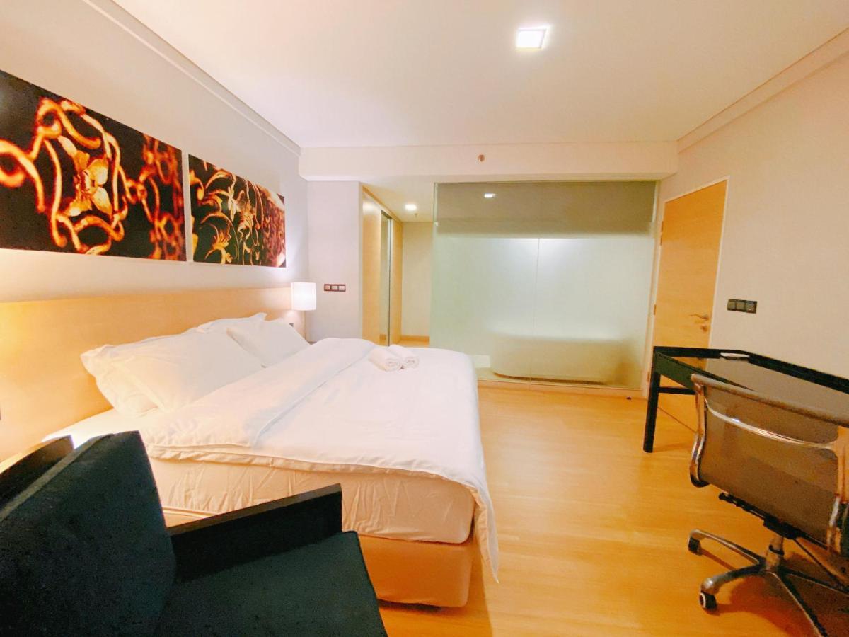 Straits Suite By C Homestay Malacca エクステリア 写真