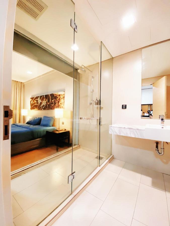Straits Suite By C Homestay Malacca エクステリア 写真