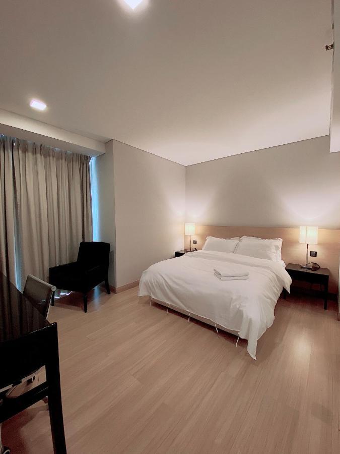 Straits Suite By C Homestay Malacca エクステリア 写真