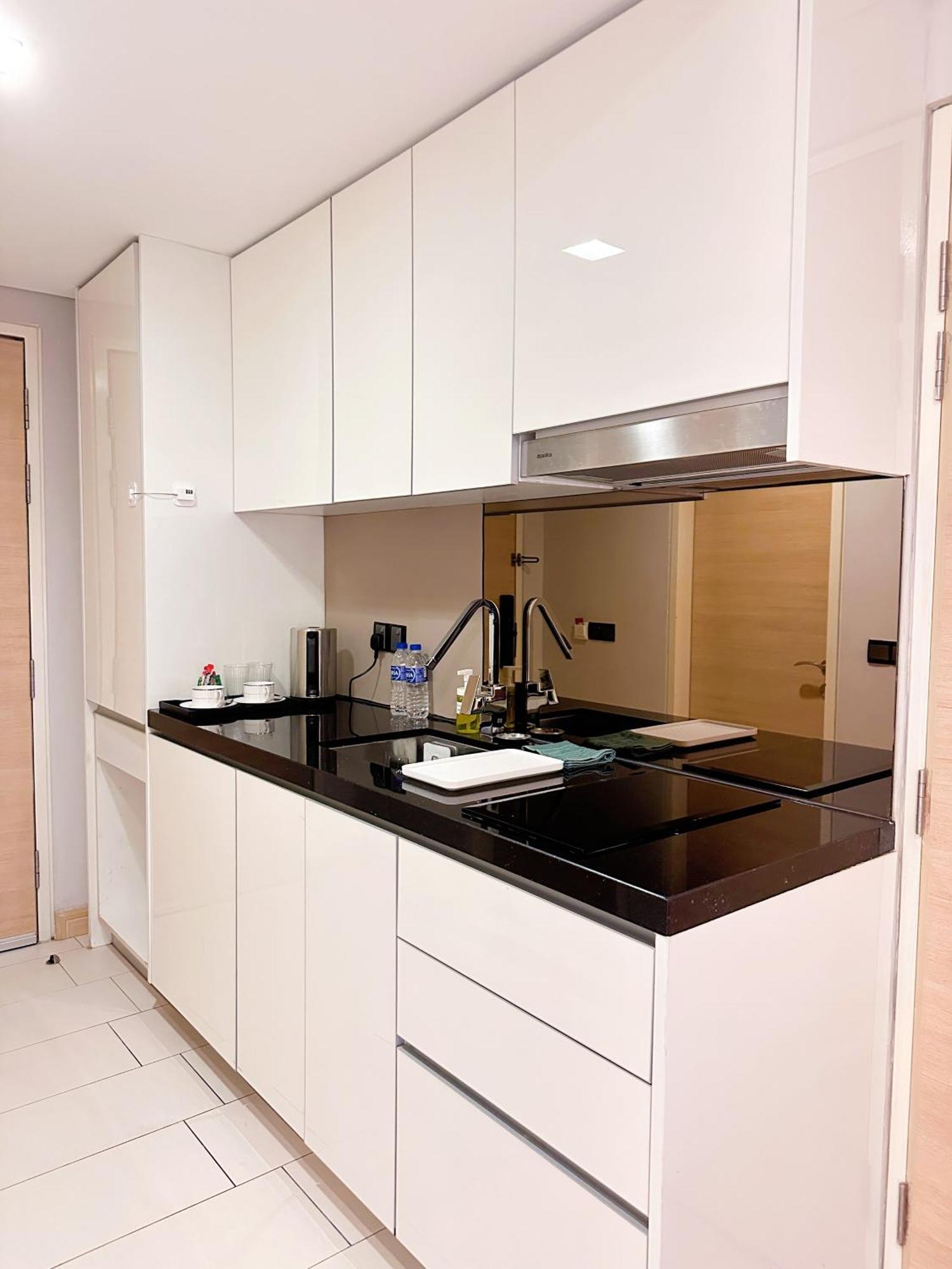 Straits Suite By C Homestay Malacca エクステリア 写真